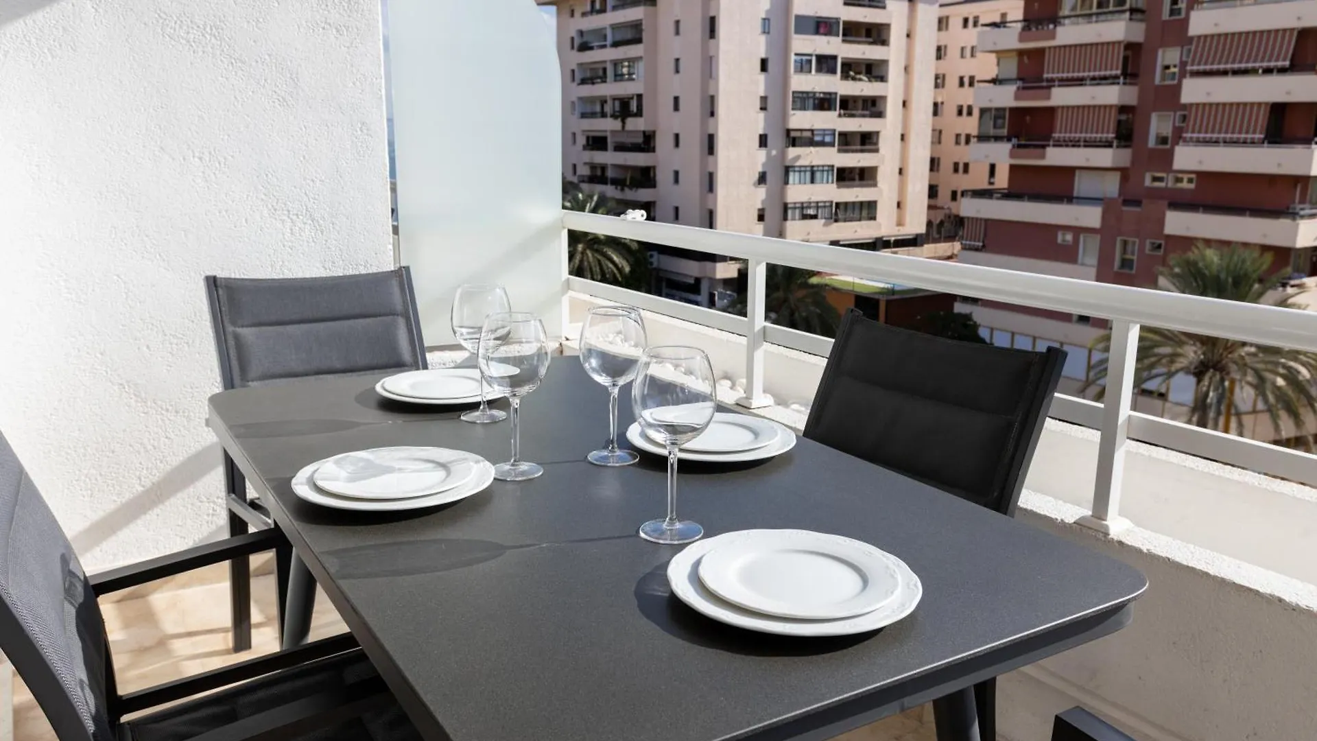 Appartamento Mtr - Marbella Temporary Rent Luminoso Apartamento Vista Mar Av Del Mar Spagna