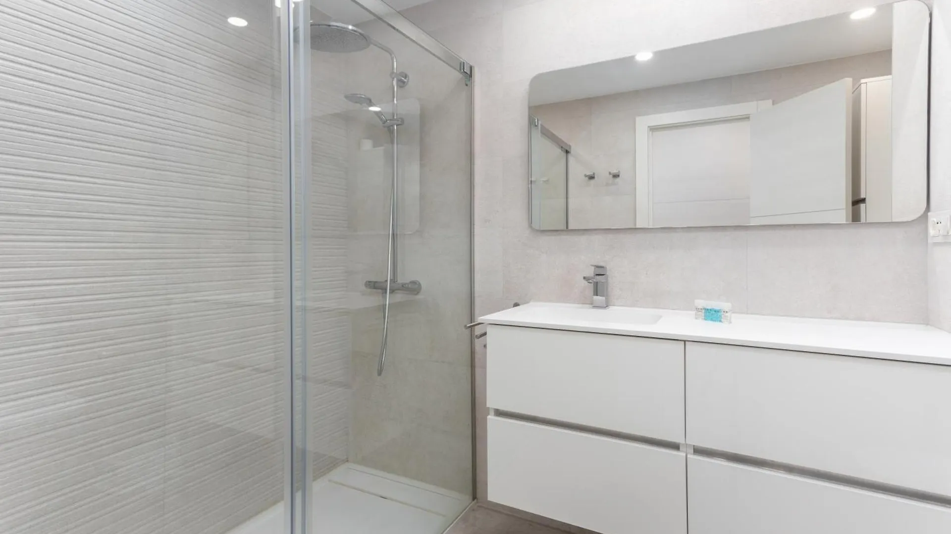 Mtr - Marbella Temporary Rent Luminoso Apartamento Vista Mar Av Del Mar Apartmán